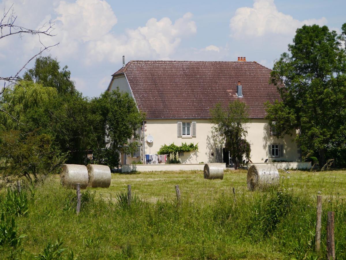 La Maison Au Vert Melincourt Exteriör bild